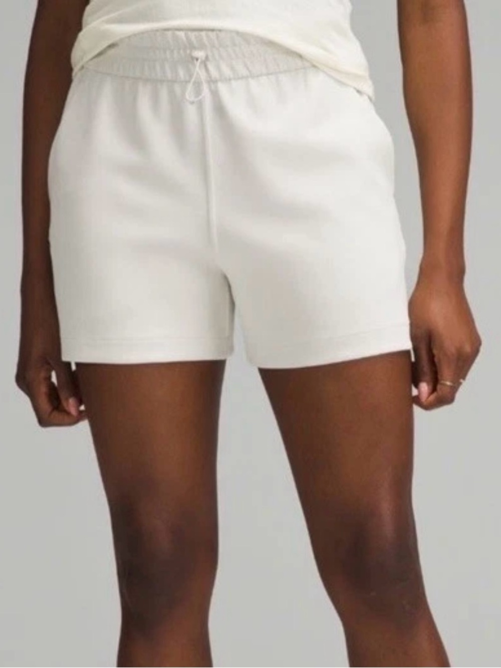 Lululemon soft stream high rise shorts